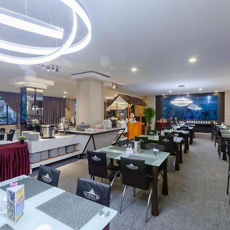 The Royal Idi Hotel Idirayeuk Buitenkant foto